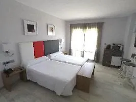 بينالماذينا Flatotel Internacional